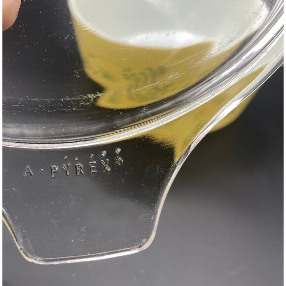 Vintage Pyrex #475-B 2.5 qt Casserole Dish with Lid Shenandoah Pattern Cream - Picture 5 of 7